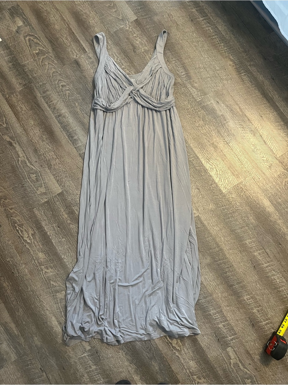 Soho/New York & Company Women’s XL Light Gray Twist-Front Maxi Dress